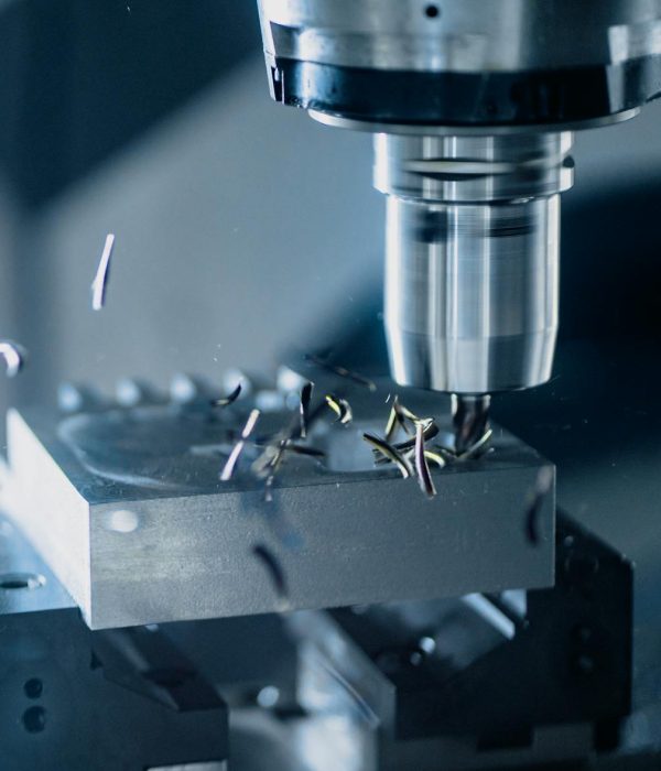 pexels-daniel-smyth-83914874-10406128 CNC fräsning som utförs av Klemensson Machining på en av deras maskiner i verkstaden